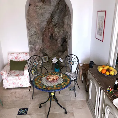 La Casa Di Vania 3*
