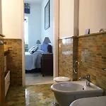 La Casa Di Vania Bed & Breakfast