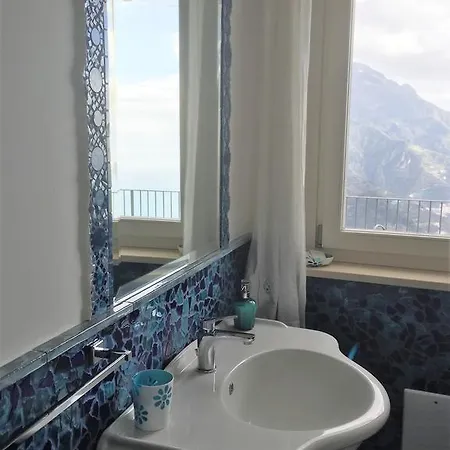 La Casa Di Vania Bed & Breakfast *