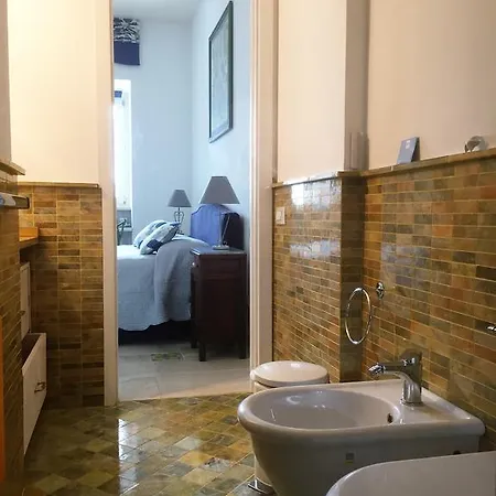 La Casa Di Vania Bed & Breakfast